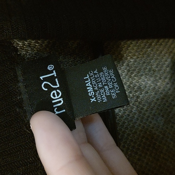 Rue21 Leopard Print Cardigan - Picture 2 of 3